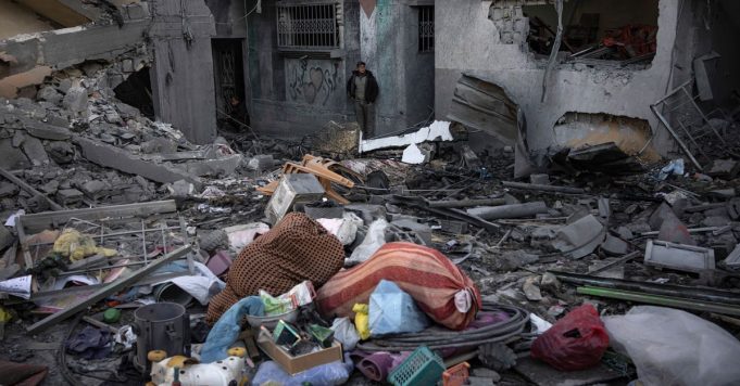 Israel Makes Palestinian Men Strip Down As UN Says Aid Mission ‘In Tatters’ Israel Makes Palestinian Men Strip Down As UN Says Aid Mission ‘In Tatters’