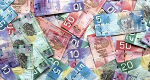 USD/CAD approaches a key resistance area at 1.3415 USD/CAD approaches a key resistance area at 1.3415