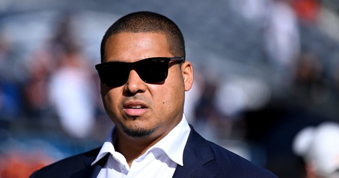 Hypothetical Trades Bears Must Consider in 2024 NFL Offseason Hypothetical Trades Bears Must Consider in 2024 NFL Offseason