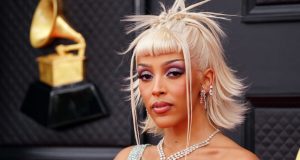 Doja Cat Responds to Criticism Over Sam Hyde Shirt And Clarifies Rumor About Hating Her Fans Doja Cat Responds to Criticism Over Sam Hyde Shirt And Clarifies Rumor About Hating Her Fans