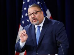 Alvin Bragg may get the first crack at Donald Trump — and that’s OK Alvin Bragg may get the first crack at Donald Trump — and that’s OK