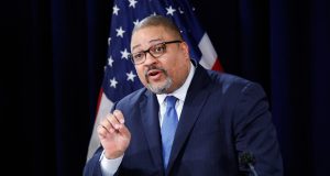 Alvin Bragg may get the first crack at Donald Trump — and that’s OK Alvin Bragg may get the first crack at Donald Trump — and that’s OK