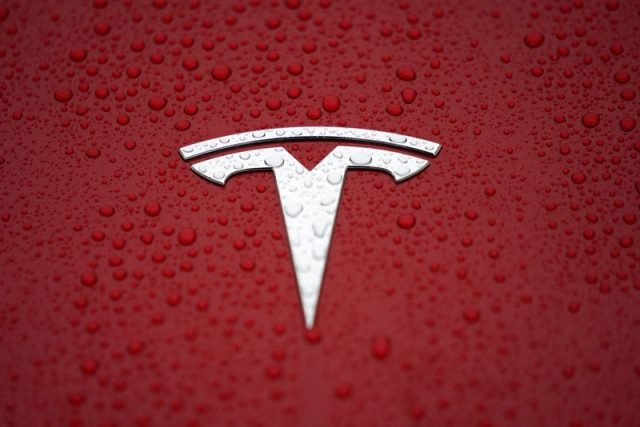 Tesla deliveries to hit record, but fall short of Musk’s aspirations