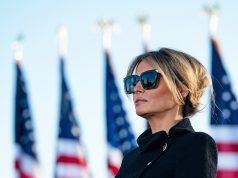Melania Trump was conspicuously missing from family’s Christmas photo at Mar-a-Lago Melania Trump was conspicuously missing from family’s Christmas photo at Mar-a-Lago